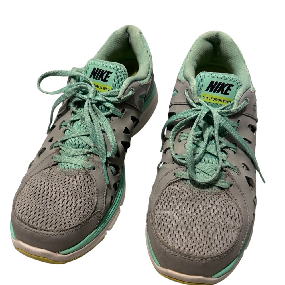 Nike Women's Sneakers in Gray and Mint